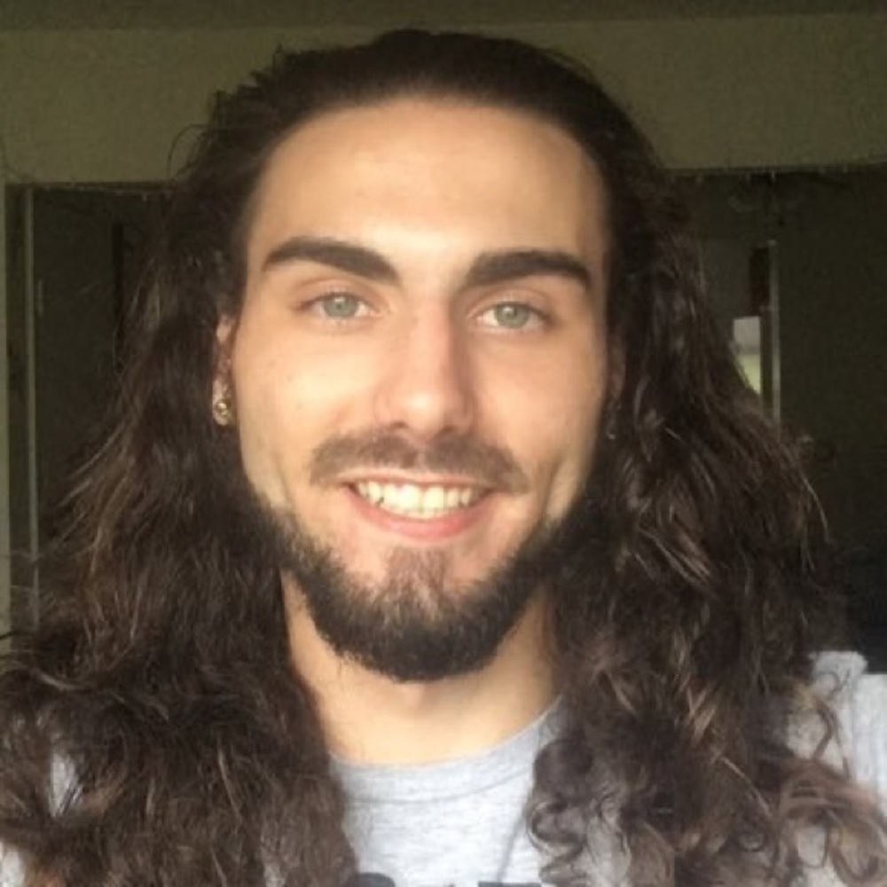 Meet your Posher, Alex